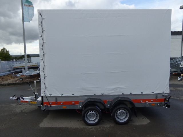 Vezeko Absenker Maschinentransporter Husky 30.35 3,45x1,62m 3 t in Wittlich