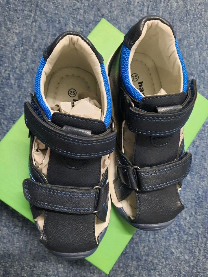 Neu Baby Sandalen gr.25 in Gladbeck