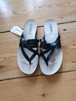 Sandalen/Sandaletten/Zehentrenner von Esprit NEU 40 schwarz Pankow - Prenzlauer Berg Vorschau