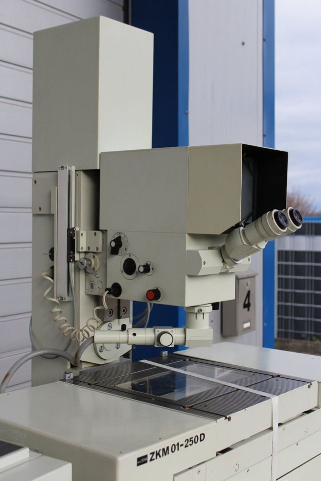 Carl Zeiss ZKM01-250D Zwei-Koordinaten-Messgerät Mikroskop 5/119 in Borchen