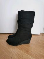 Damen Stiefel Schwarz Gr. 41  Keilabsatz Nordrhein-Westfalen - Bad Oeynhausen Vorschau