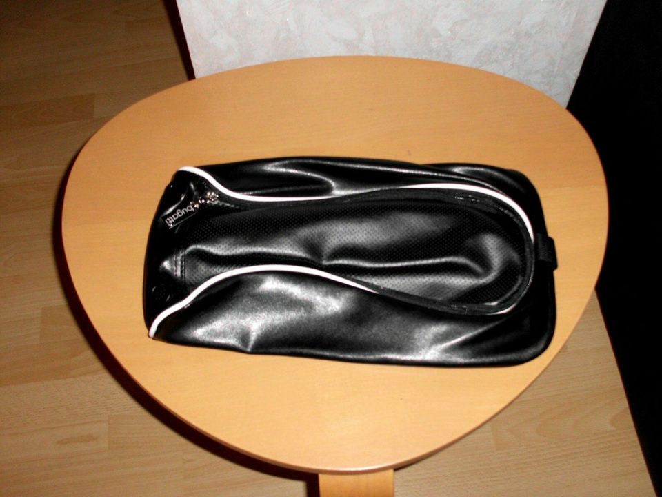 schwarze Schuhtasche von bugatti, Neu in Recklinghausen