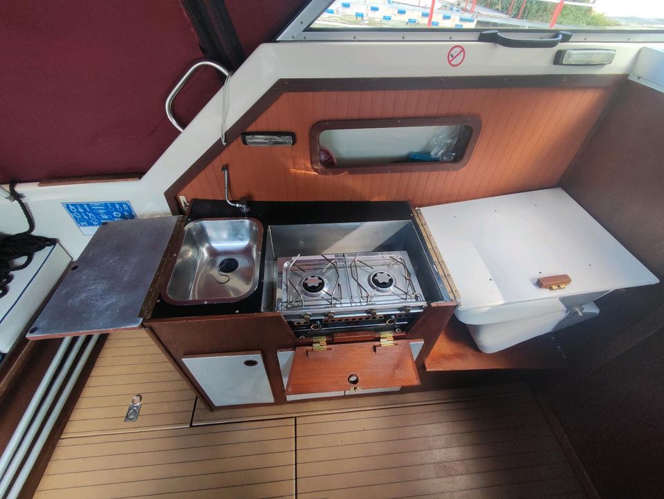 Motorboot Scand 26 Cabin in Laer