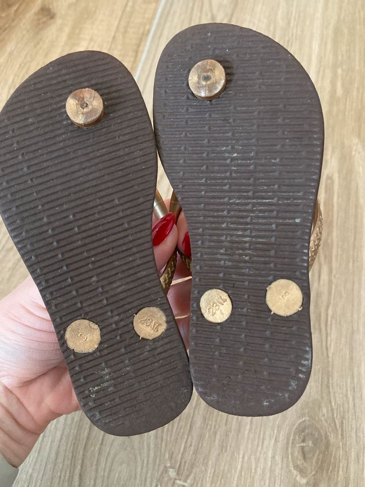 Flip Flops Havaianas Gr. 23-24 in Unterneukirchen