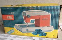 Alte DDR Kindernähmaschine Piko Sachsen-Anhalt - Zörbig Vorschau