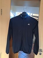 Leichte Adidas Trainingsjacke Blau in Größe 176 wie neu Rheinland-Pfalz - Wallmerod Vorschau