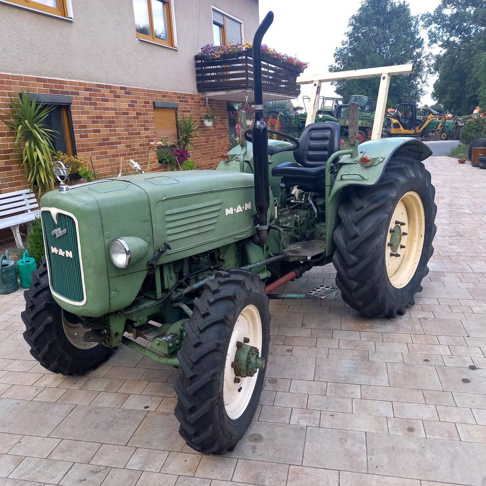 MAN Traktor, 4P1, 35 PS, Bj: 61, Allrad, vorne neue Reifen. in Bayern -  Reuth | Gebrauchte Agrarfahrzeuge kaufen | eBay Kleinanzeigen ist jetzt  Kleinanzeigen