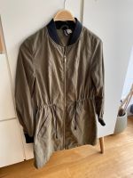 Jacke Mantel Parka Trenchcoat grün H&M Khaki olivgrün Reißverschl Stuttgart - Plieningen Vorschau