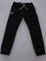 schöne Sweat-Hose / Joggers C&A Gr. 140 - NEU!! Rheinland-Pfalz - Kell am See Vorschau