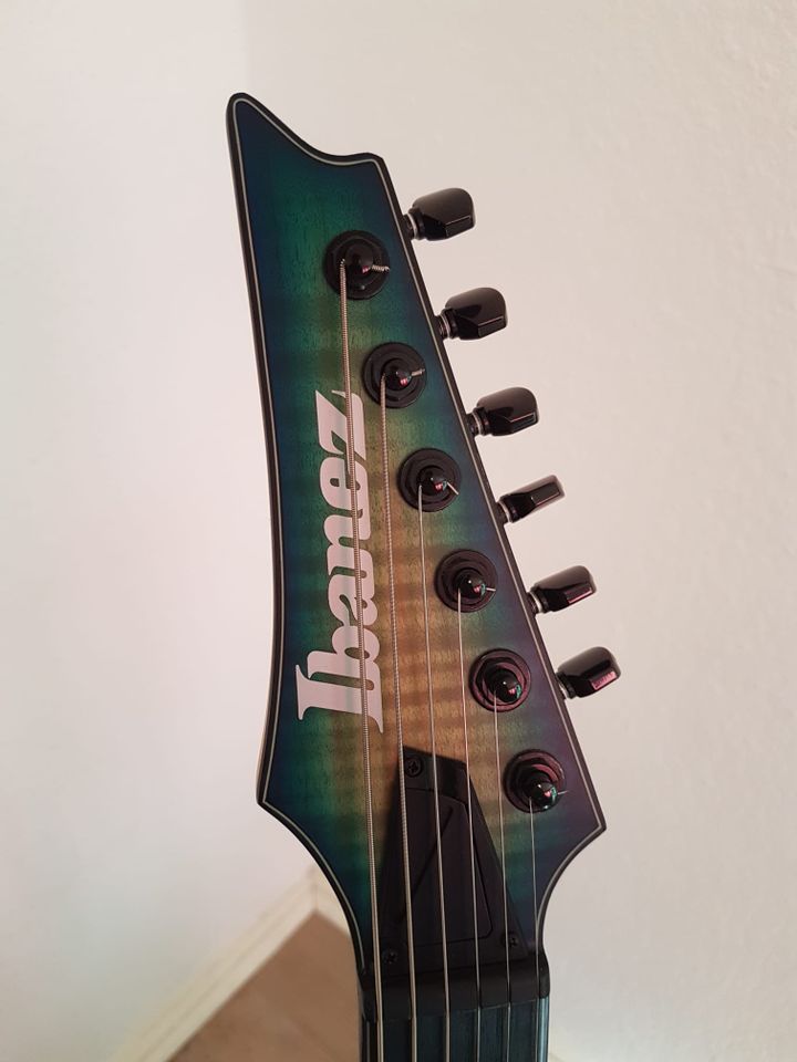 Ibanez Iron Label SIX6FDFM S-Series E-Gitarre in Kiel