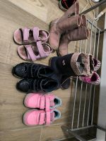 Mädchenschuhe gr 28  Gummistiefel Sandalen etc Adidas Niedersachsen - Holdorf Vorschau