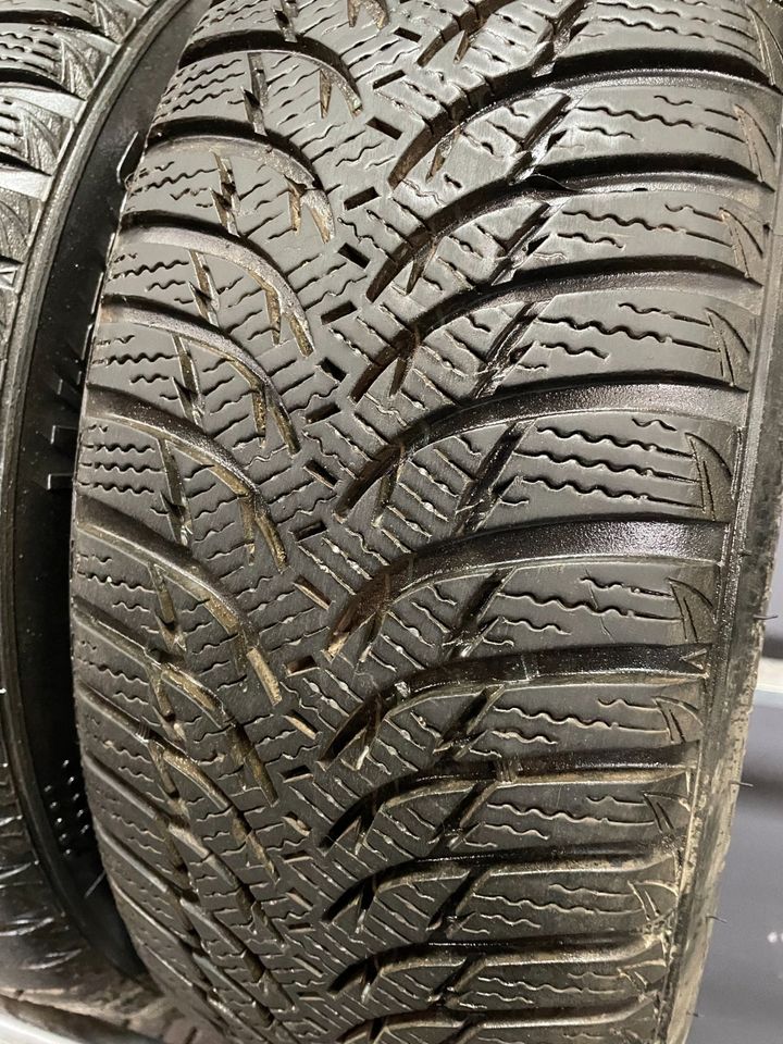 2 Winterreifen 195 55 R16 87H Kumho Profil 6,8mm DOT 2821 in Euskirchen