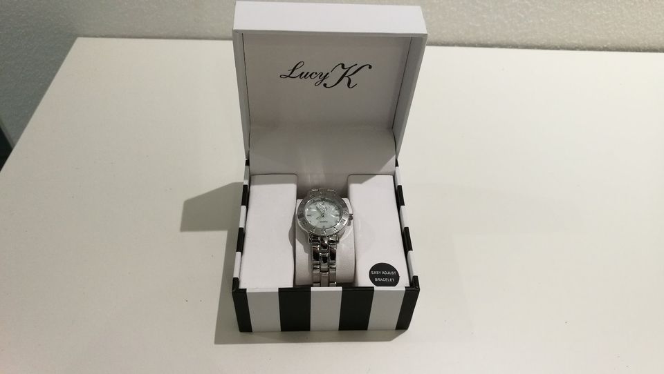 Damenuhr - Uhr von Lucy K - neu - Geschenkbox in Bad Salzuflen