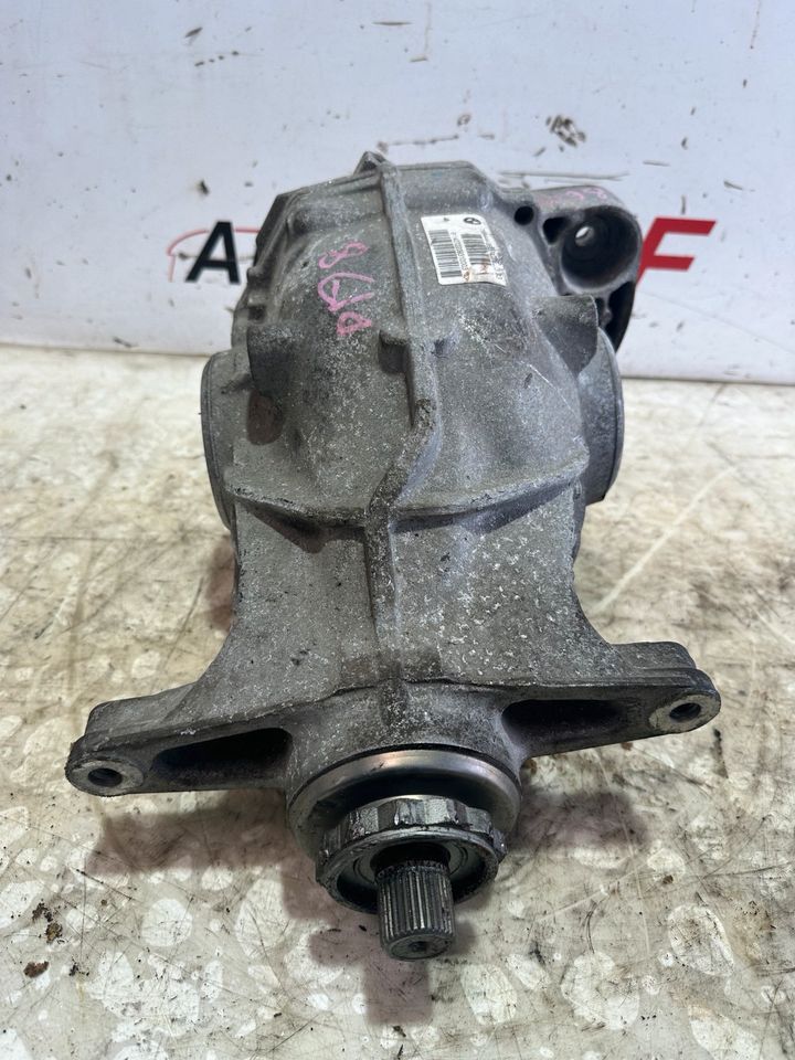 BMW 6er F06 Differential Hinterachsgetriebe 7584444 3.23 in Bochum