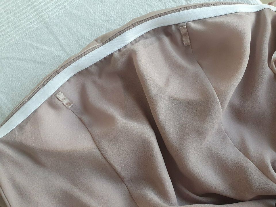 JAKE´s Abendkleid Hochzeit Abi Tanzkurs edel stilvoll taupe Gr.36 in Taufkirchen