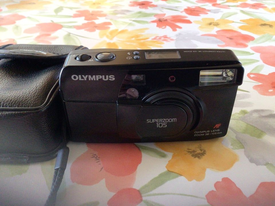 Kamera Olympus superkompakte 105 in Schwanfeld