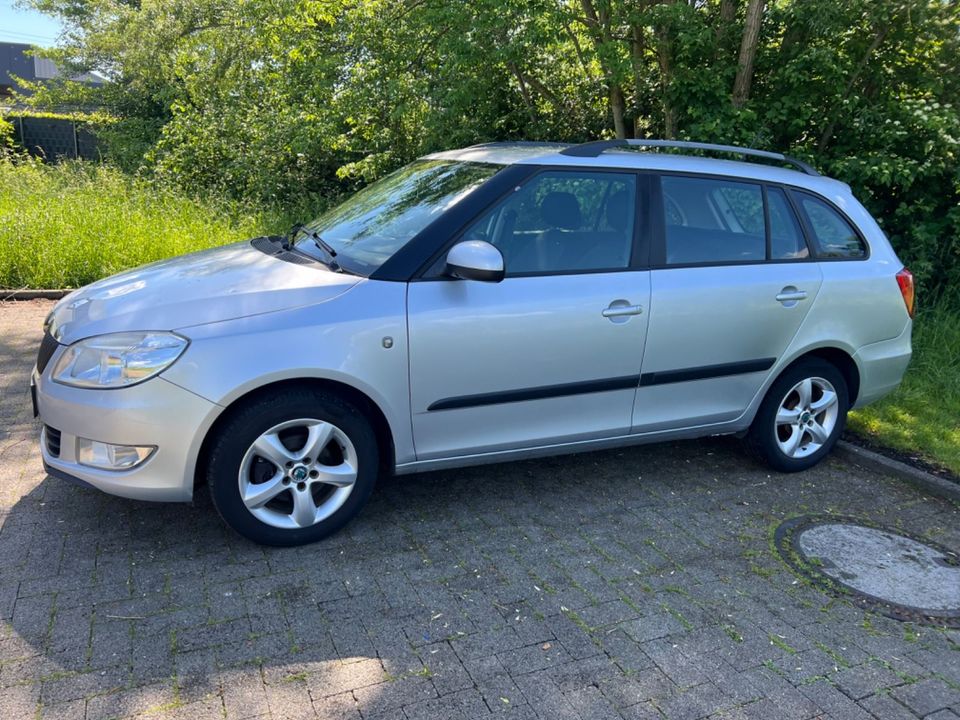 Skoda Fabia Combi Ambition**EURO**5**KLIMA** in Aachen