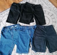 H&M 4 x kurze Jeans  blau und schwarz und 1xChino Größe 164 Berlin - Steglitz Vorschau