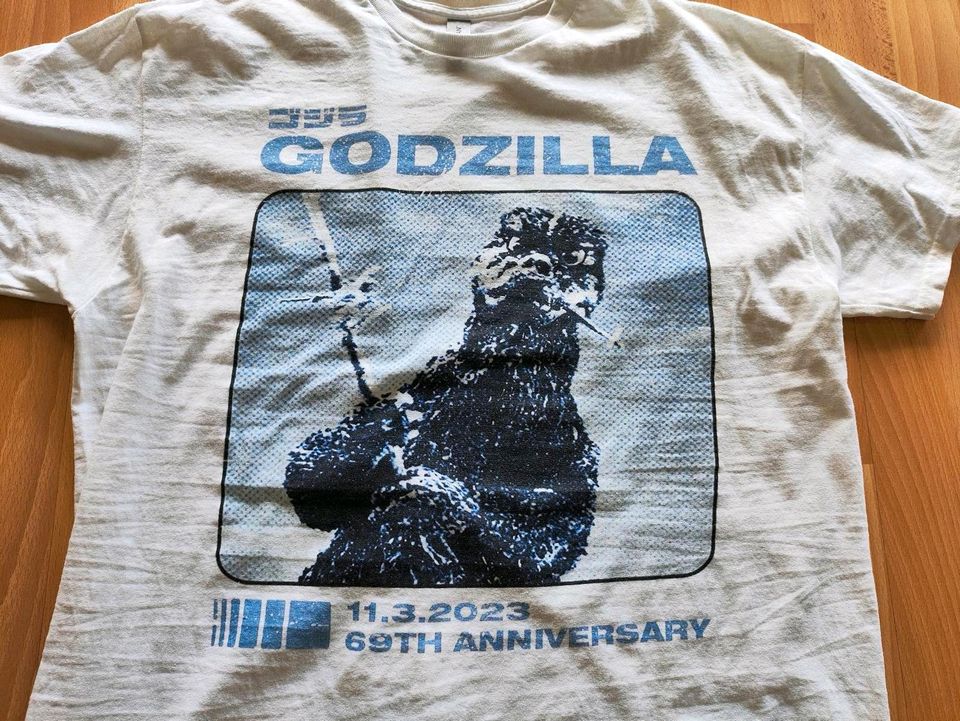 Godzilla Day 2023 69th World Tour Chew T-Shirt in Essen