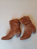 Stiefelette Western Cowgirl Wildleder Gr. 40, Farbe beige Nordrhein-Westfalen - Schleiden Vorschau