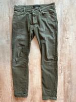 DRYKORN Hose oliv Gr. 33/32 Hessen - Buseck Vorschau
