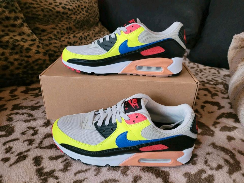 Nike Air Max 90 Größe 40,5 bunt Sneaker Freizeit Schuhe Sport in Fulda