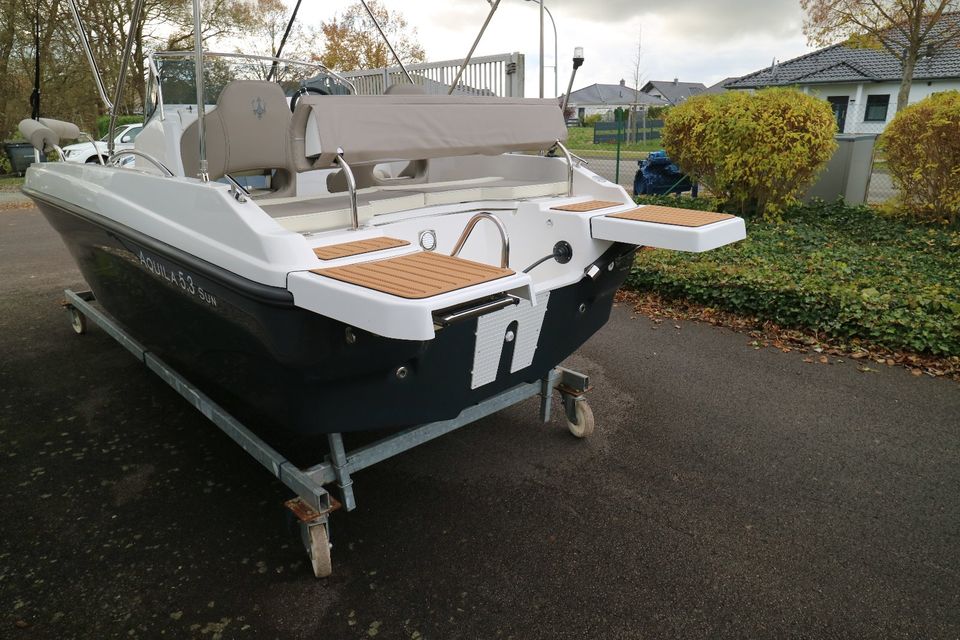 Aquila 5.3 Sun - NEU - Boot mit Motor Suzuki 70PS - in Rechlin