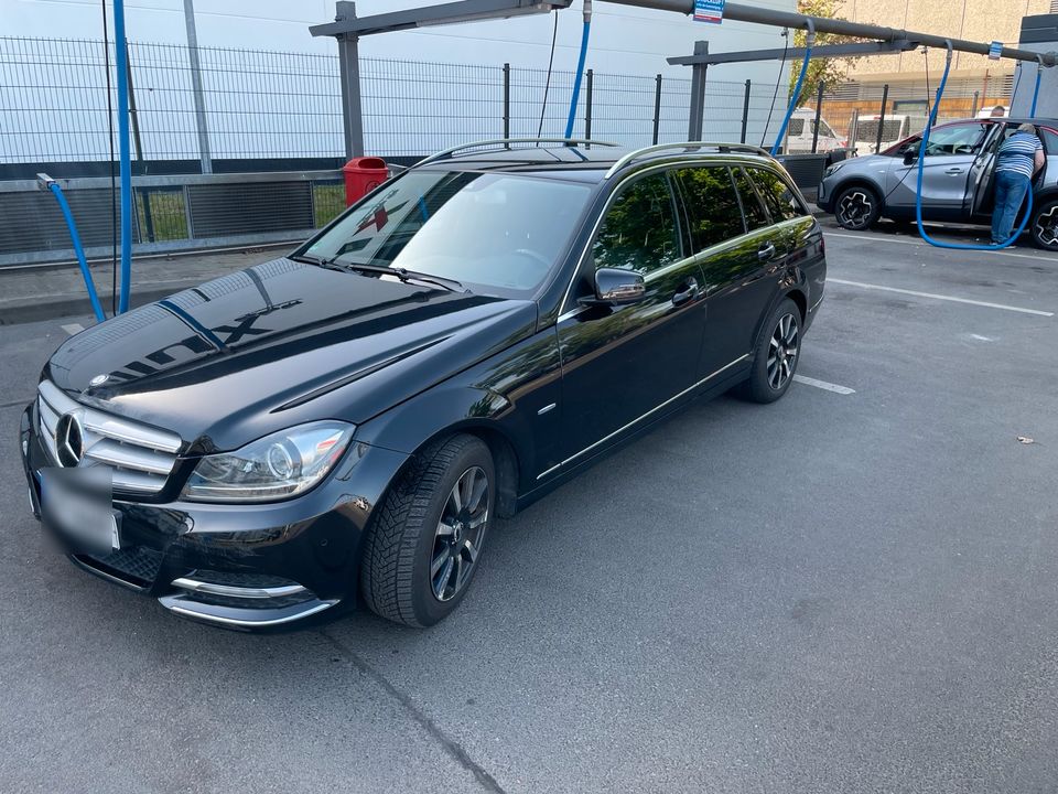 Mercedes C250 CDI T-Modell Kombi W204 Schwarz Mopf in Berlin