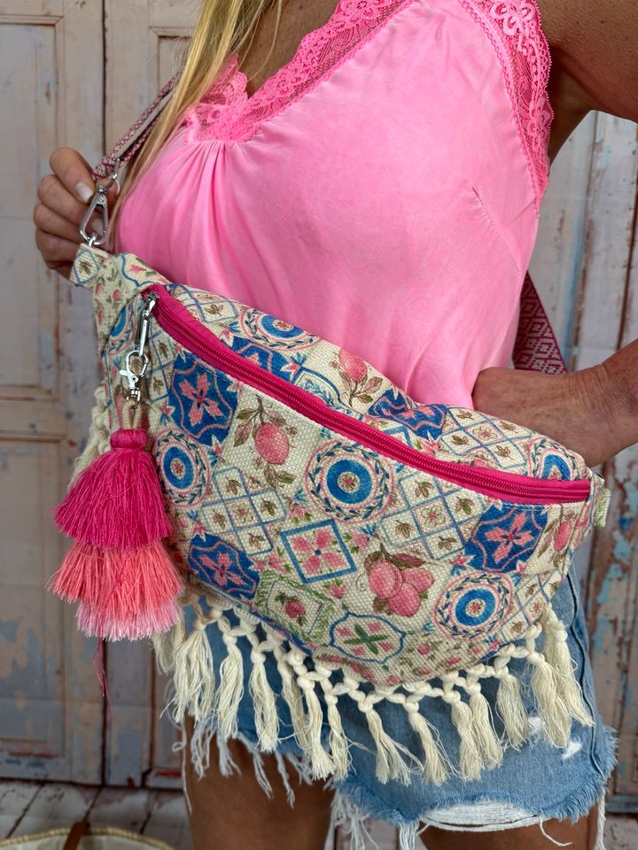 Ibiza Boho Fransen Crossbody Bag (2 versch. Designs) in Bochum