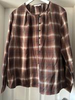 Bluse von MNG Gr.16, wäre eine 42 Sachsen - Callenberg b Hohenstein-Ernstthal Vorschau