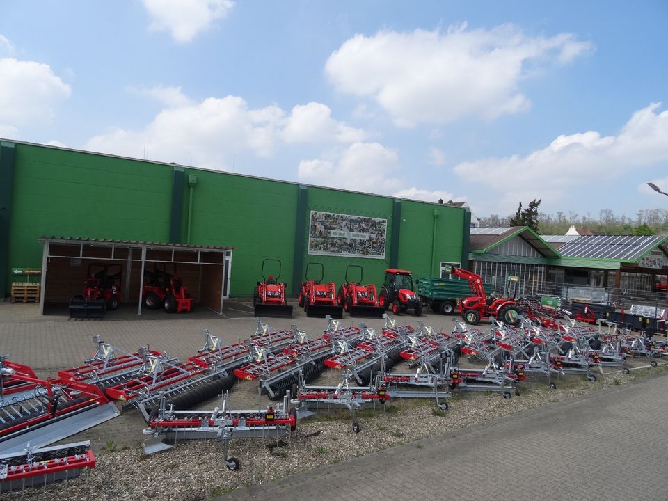 Kioti CK 3530-EU Traktor Kleintraktor 35PS Allrad StVZO Zulassung in Eschweiler