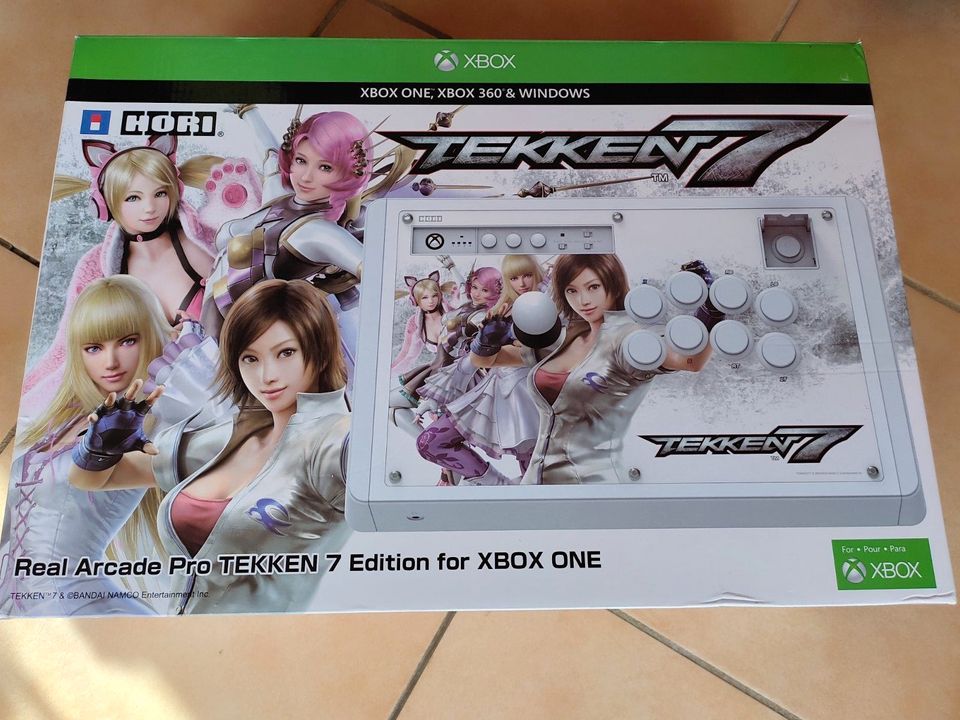 HORI Real Arcade Pro Tekken 7 Fight Stick (Xbox Series X/S, One) in Kienberg