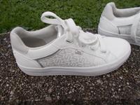 Damen Sneaker S. Oliver, 37, weiß Soft foam, 2 x getragen Bayern - Altendorf b. Nabburg Vorschau