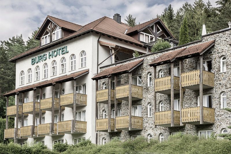 Bayerischen Wald 3 Nächte im Burghotel am Hohen Bogen AI ab 169€ in Vaihingen an der Enz