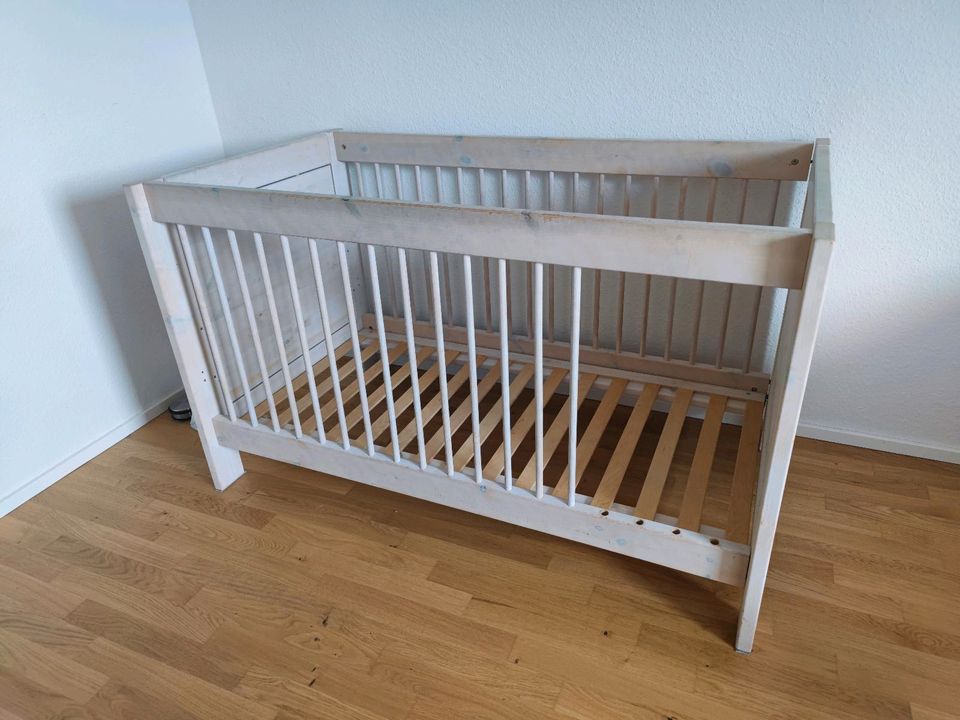 Gitterbett / Baby-Bett in Wannweil