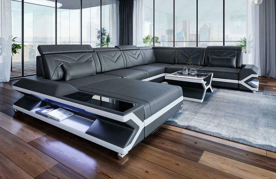 XXL Wohnlandschaft Sofa Napoli Leder Couch Ottomane LED Ecksofa in Berlin