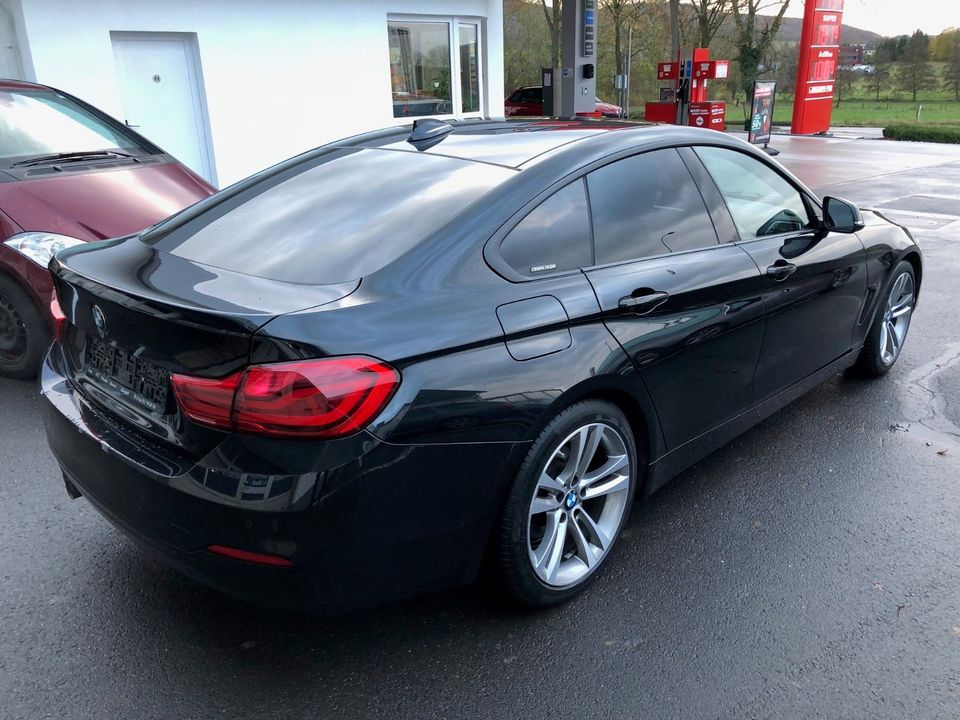 BMW 420i Gran Coupe Aut. Sport Line LED 8FACH HEADUP in Eiterfeld