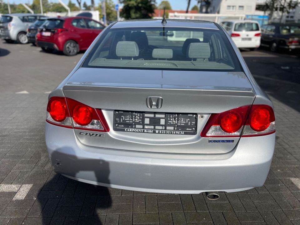 Honda Civic Hybrid Lim. 4-trg. in Köln