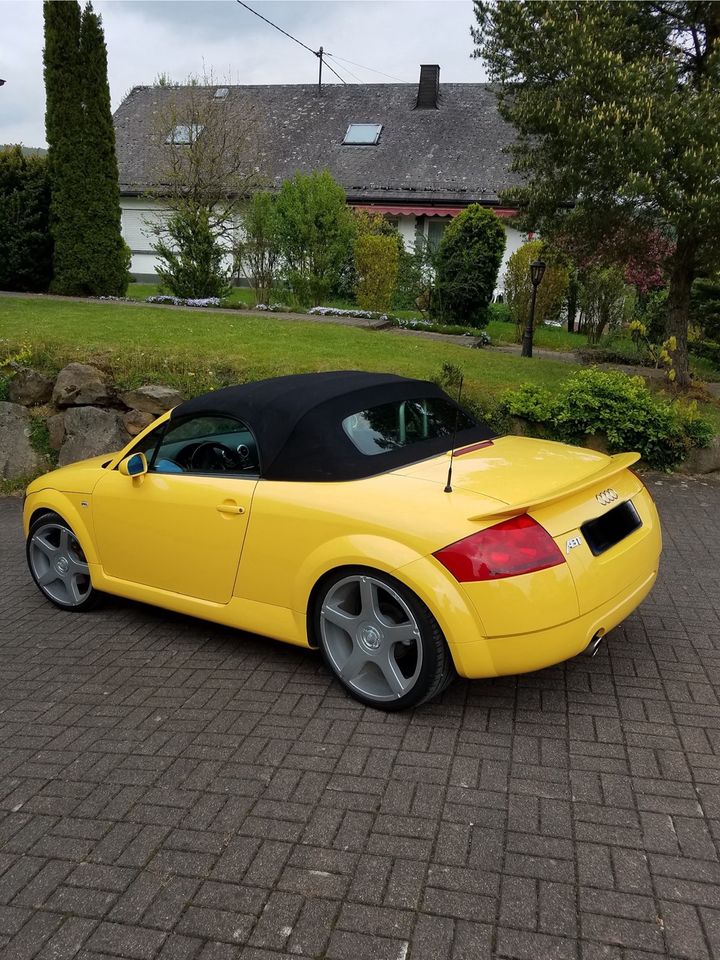 Audi TT Roadster von Abt 1,8T 140 KW Cabrio in Haiger