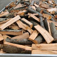 Holz Brennholz Kaminholz Ofenfertig Trocken Laubmischholz Nordrhein-Westfalen - Bedburg Vorschau