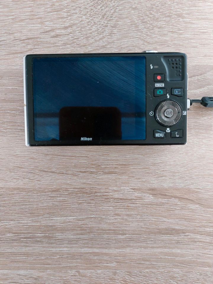 Digitalkamera Nicon S8000 in Saarbrücken