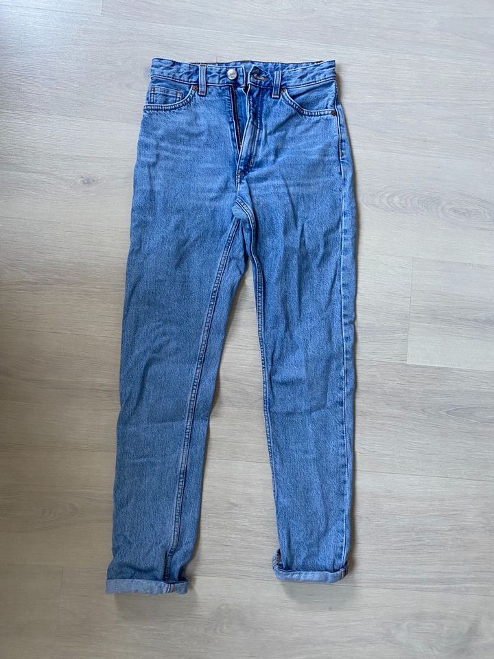 Monki Kimomo jeans high relaxed 24 blau mom in Köln