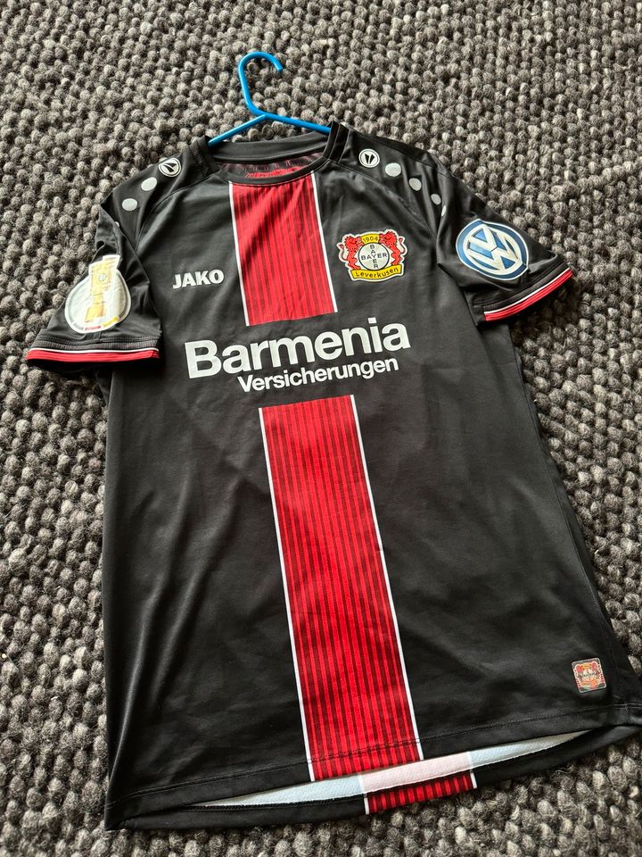 Matchworn Trikot Kai Havertz Bayer 04 Leverkusen DFB-Pokal sign. in Neunkirchen