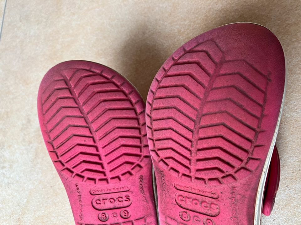 Crocs Crocband Clogs Kinder Jungen Mädchen C8-9 24-26 Schuhe rot in Schwarzenberg (Erzgebirge)