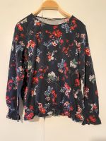 Hübsches langärmliges Shirt von Orsay in M in floralem Muster Niedersachsen - Rinteln Vorschau