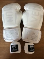 Venom Elite Boxhandschuhe 340g inkl. Bandagen Niedersachsen - Werlte  Vorschau