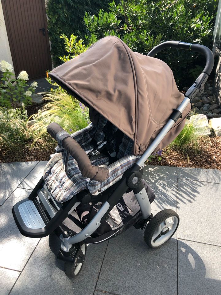 Kinderwagen Teutonia mit Wanne(blau) und Sportsitz (braun) in Osnabrück