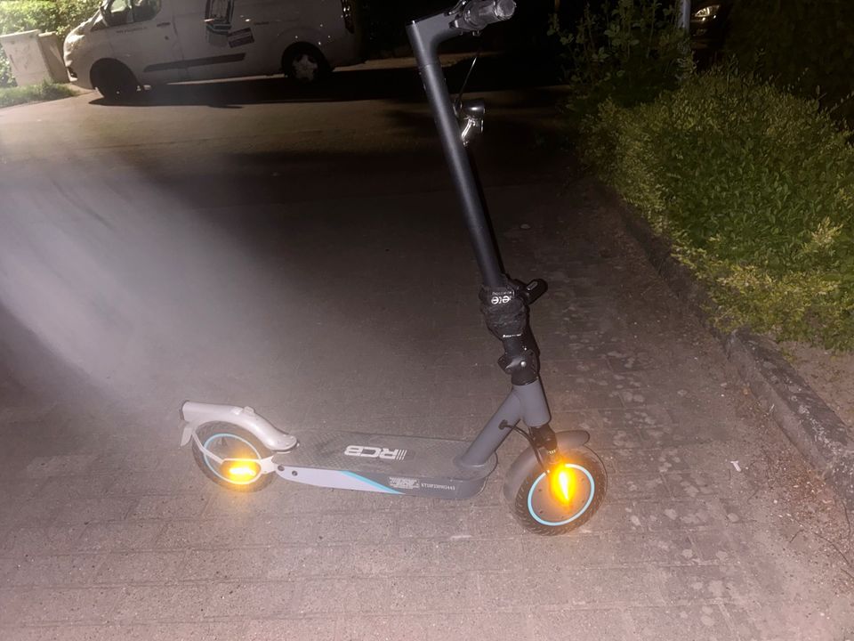 Rcb e scooter in Bad Oldesloe