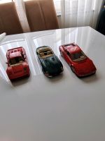 Modelautos 1/18 burago jaguar Ferrari defekt Hessen - Kassel Vorschau
