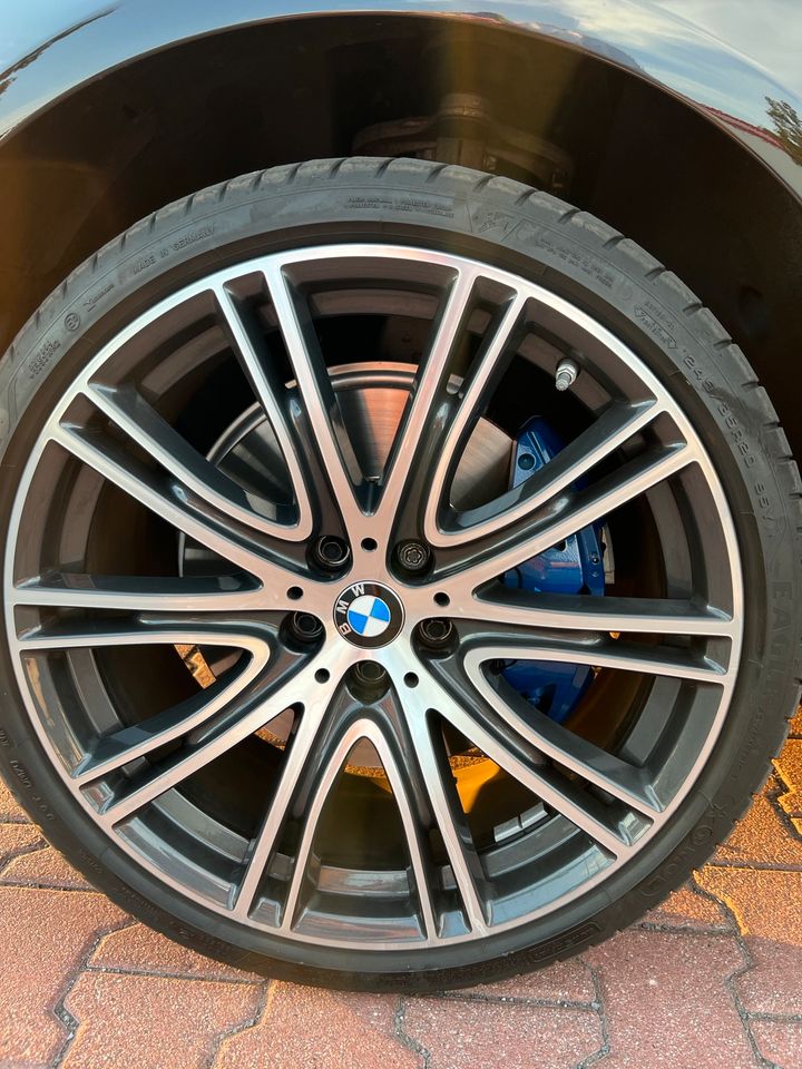 BMW 530e M Sport Paket / Service und TÜV neu! voll Ausstattung in Berlin